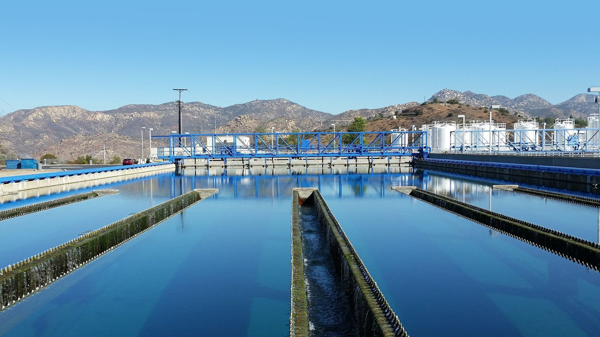 polyacrylamide and water treatment chemical application
